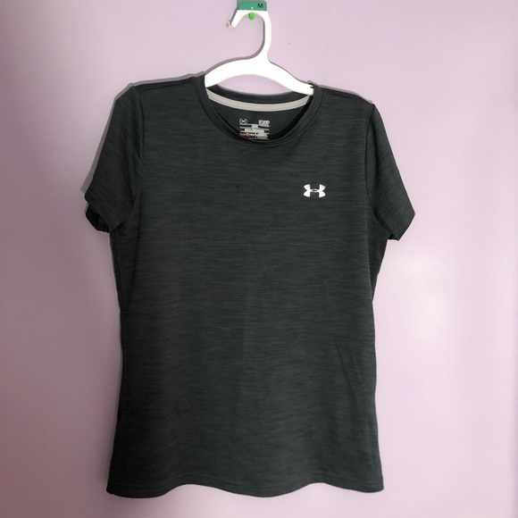 Under Armour Tops - under armor top